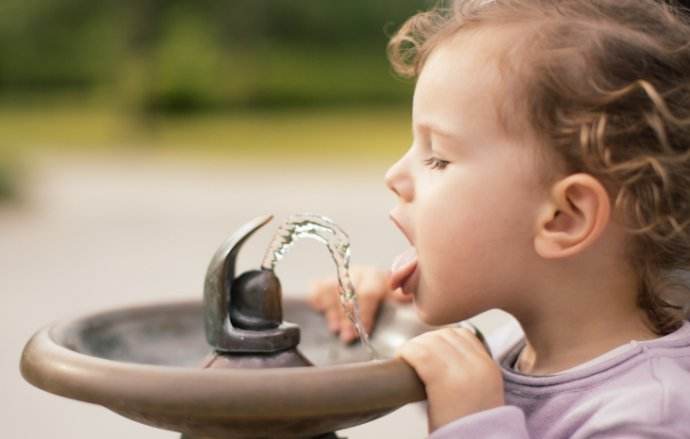 喝了不干凈的自來水對人體有哪些危害